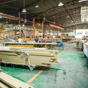 富騰鋁單板鈑金車間