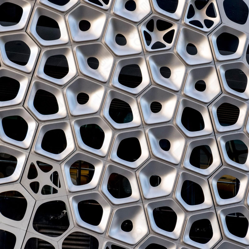 雙曲異形雕花鋁單板